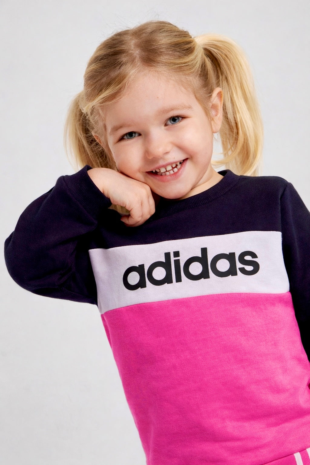 Adidas fleece sweatshirt