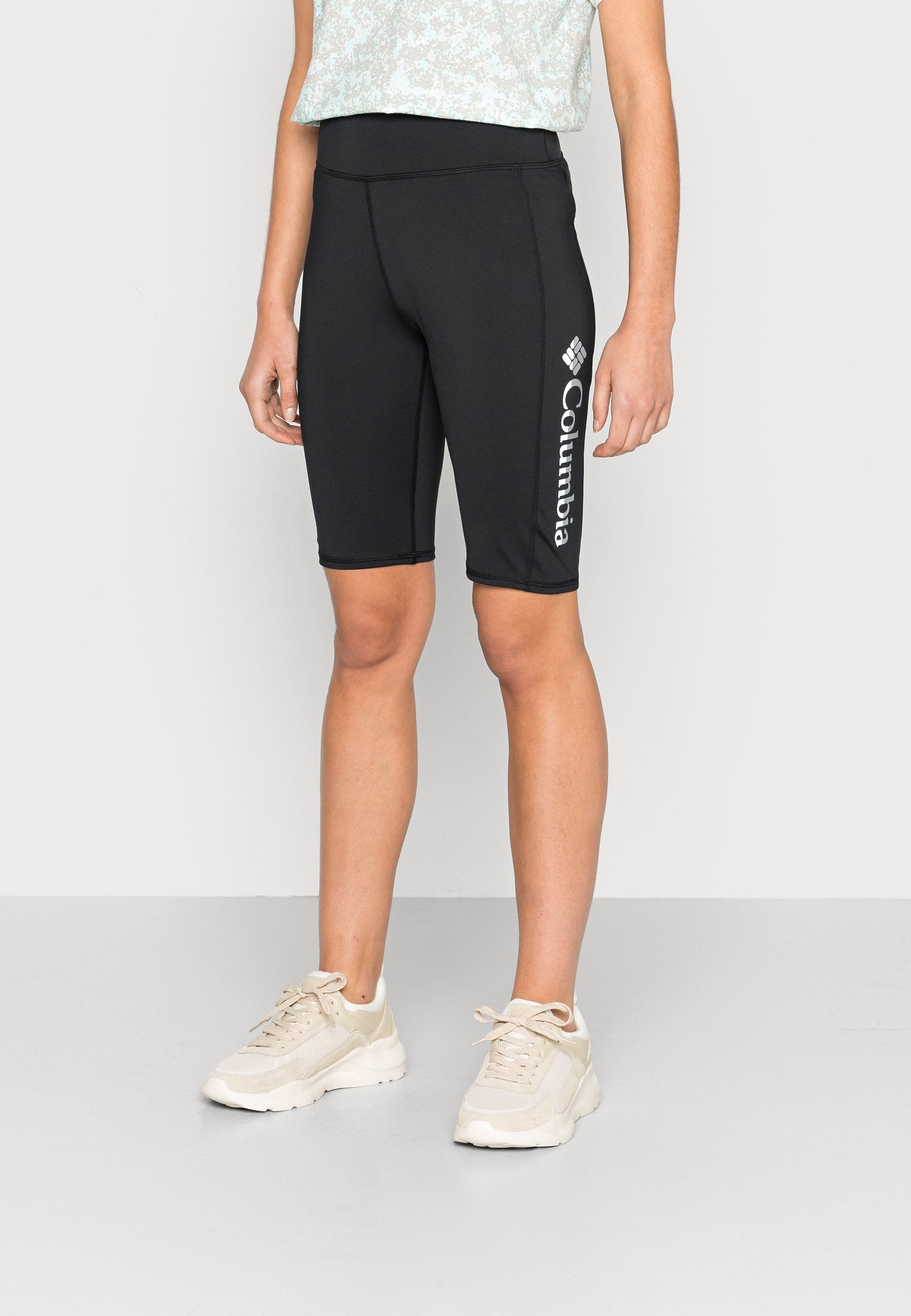 Columbia Women Shorts